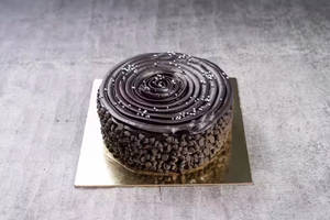 Eggless Choco Chips Cake