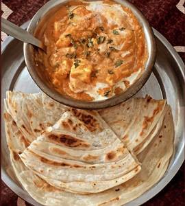 Paneer Makhani With 2 Butter Naan