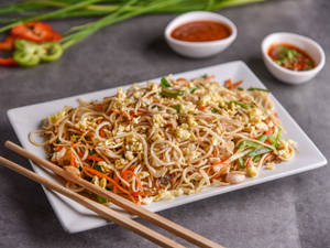 Egg Schezwan Noodles
