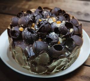 Chocolate Hazelnut Nougat Torte Cakes.