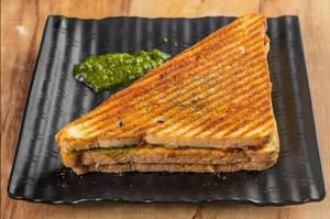 Hariyali Paneer Grilled Sandwich