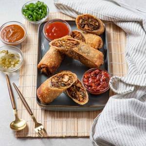 Chicken Spring Roll (2 Rolls)