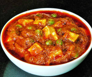 Matar Paneer