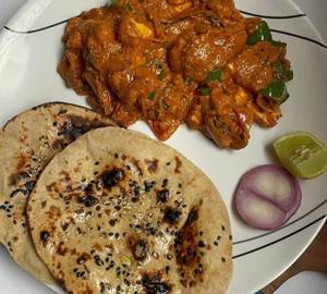 4roti Matar Paneer+tawa Fry Aloo+pickle+green Salad