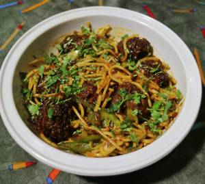 Veg Manchurian With Noodles