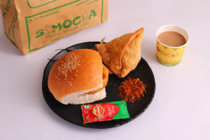 Pocket Friendly Vada Pav Meal ( 1 Vada Pav + 1 Samosa + 1 Chai )