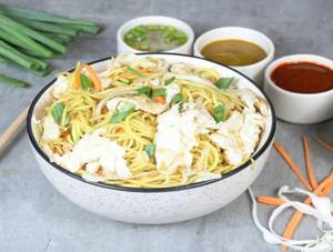 Egg Hakka Noodles