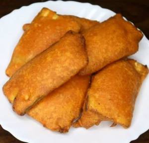 Vazhkai Bajji (2pcs)