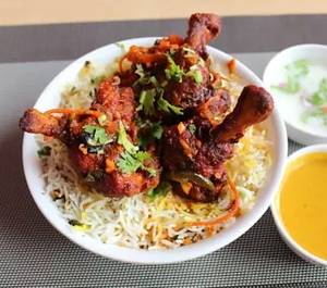 CHCIKEN HYDERABADI DUM BIRYANI WITH 2 LOLLIPOP - FULL