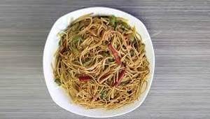 Veg Hakka Noodles