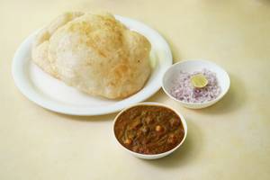 Chole Bhatura