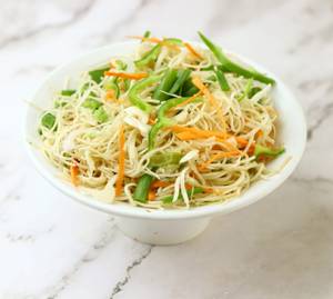 Hakka Noodles Veg