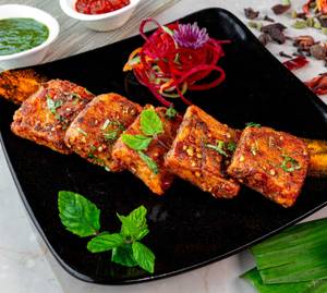 Tawa Aloo - Serves 2