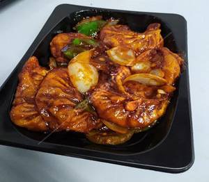 Chicken Chilli Dry Momos [8pieces]