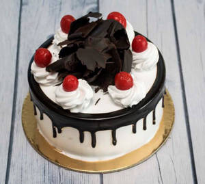 Black Forest Cake (450 Gms)