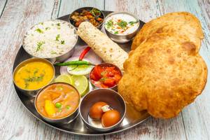 The Royal Puri Thali