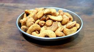 Cashew Nuts  [Pepper & Salt]