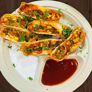 Pepper Cheese Corn Roll