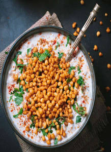 Boondi Raita