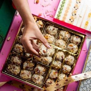 Coconut Dry Fruit Ladoo