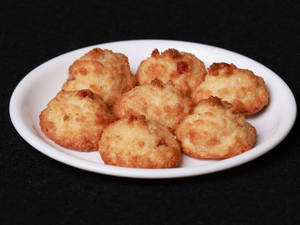 Coconut Macaroons (250grms)