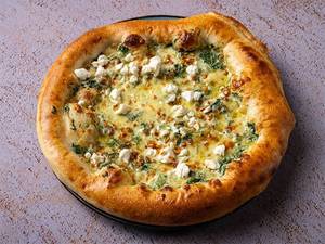 Creamed Spinach And Feta Pizza