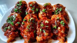Chicken Schezwan Momos 6pc