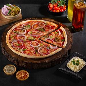 Fiery Onion Pizza
