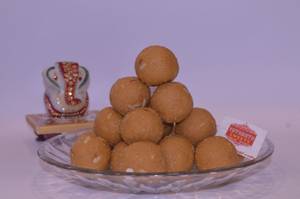 Besan Laddoo