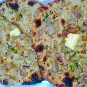 Pyaaz Paratha