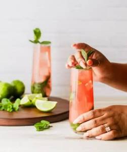 Guvava Mojito