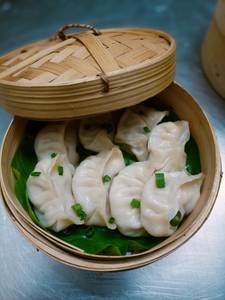 Chicken steamed momos
