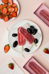 Strawberry Grapes Fusion Bar