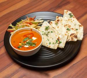 Cheese Naan with Gravy