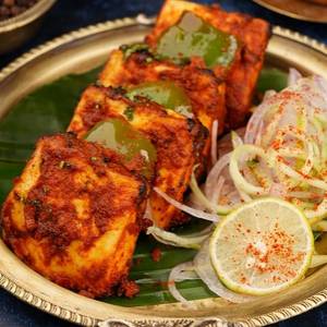 Achari Paneer Tikka [4 Pcs]