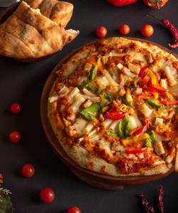 Classic Chicken Pizza