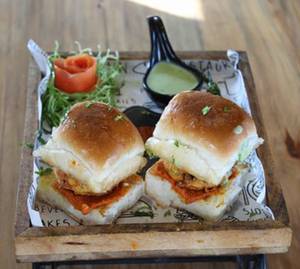 Peri peri vadapav