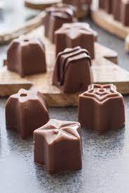 Assorted Chocolates (6 Pcs)