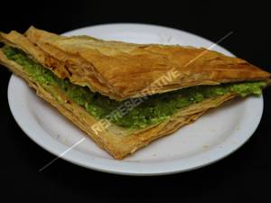 Veg Cheese Garlic Puff