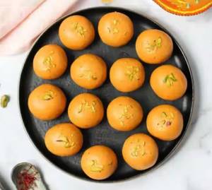 Besan Laddu