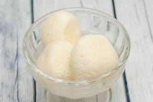 Rasgulla (1 Nos)