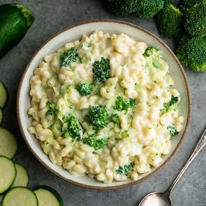 Veggie Mac and Cheese Pasta