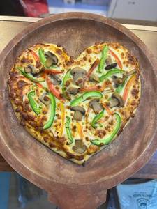 Regular Love In Box Pizza (Heart Shape)