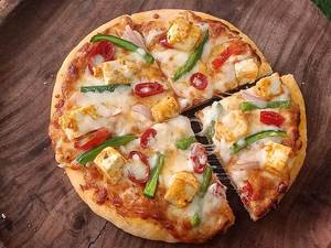 Jain Paneer Tandoori Pizza