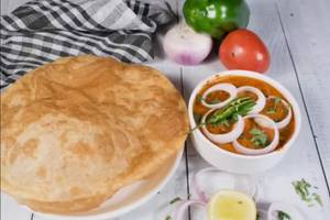 Plain Chole Bhature