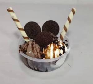 Special Dark Fantasy Choco Fills Dry Fruit Dish