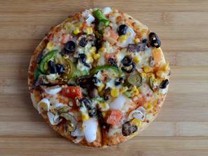 8" Small Veggie Supreme Buzz Pizza