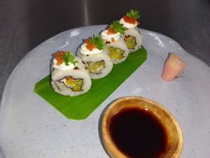 Cream Cheese And Asparagus Sushi Rolls