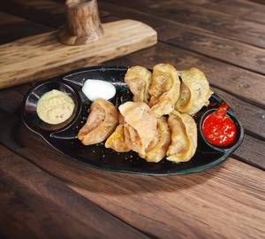 Veg Steam Momos [10 pieces]
