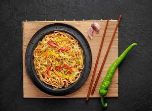 Hot Garlic Cheese Noodles